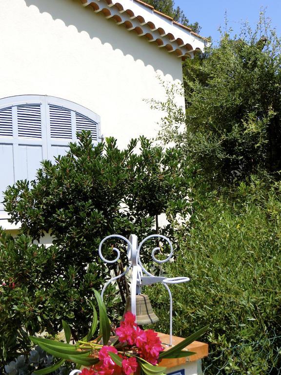 Appartement Dans Villa St Raphael Saint-Raphaël Szoba fotó