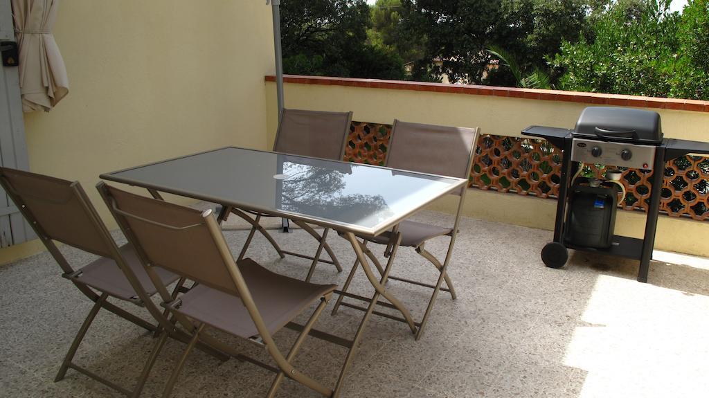 Appartement Dans Villa St Raphael Saint-Raphaël Szoba fotó